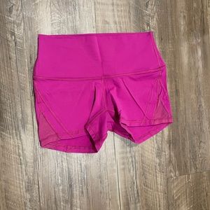 lululemon High-Rise Short 2.5”